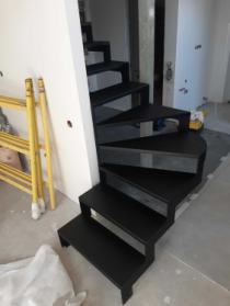 металлическая лестница на второй