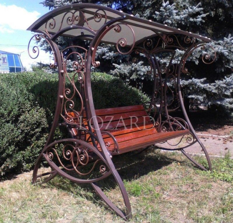 Детские садовые качели с козырьком Детские садовые качели с козырьком