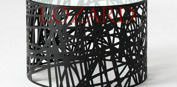 прикроватный столик с стеклом