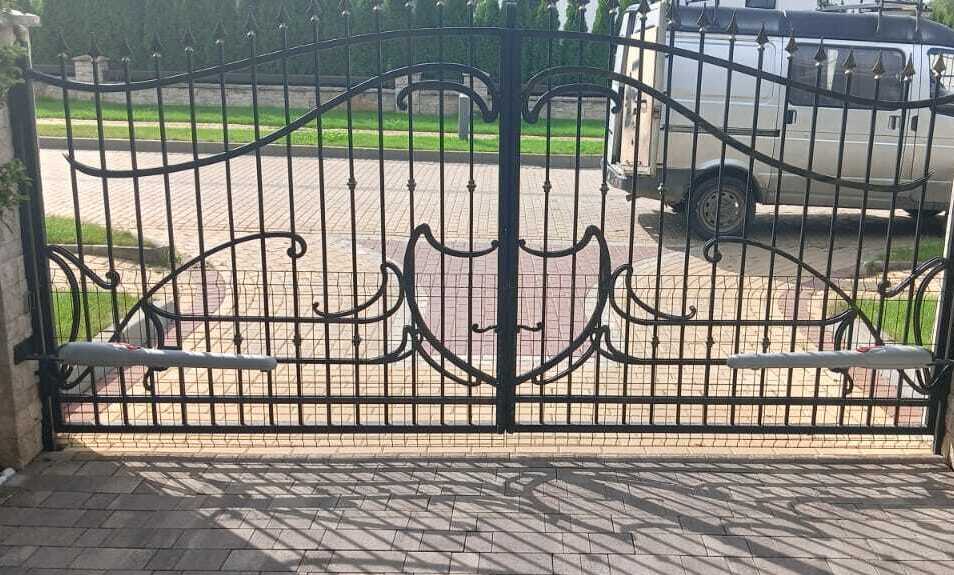 Кованые ворота