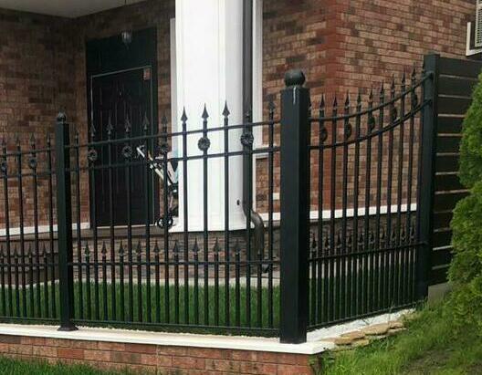 кованые заборы для частного дома