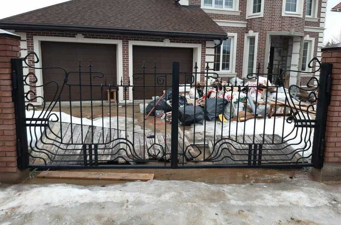 кованые ворота с калиткой