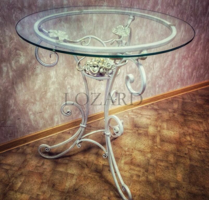 кованые столы