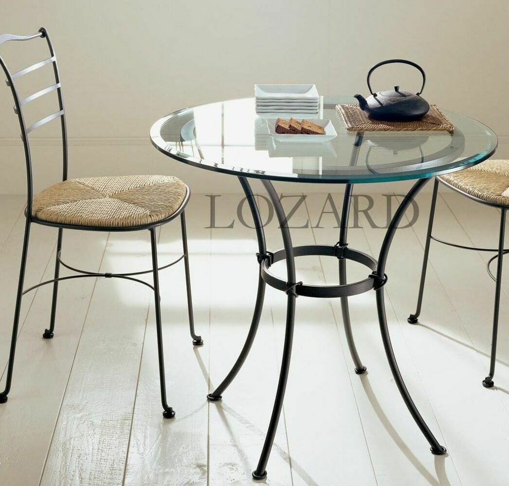 кованый стол и стулья