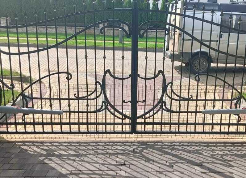 Кованые ворота
