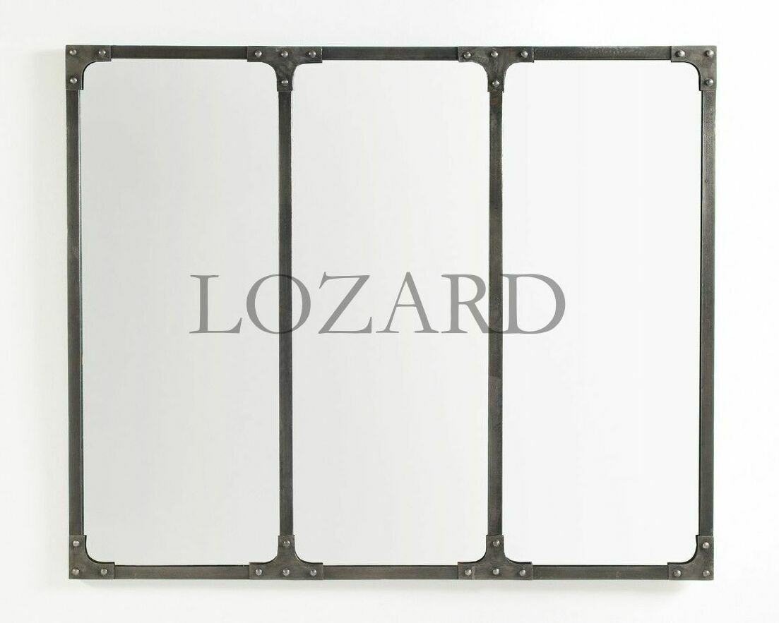 прямоугольное зеркало в металлической раме