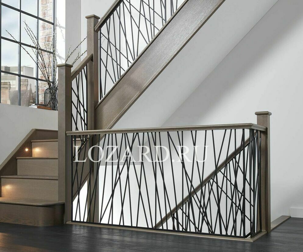 кованые перила в частном доме