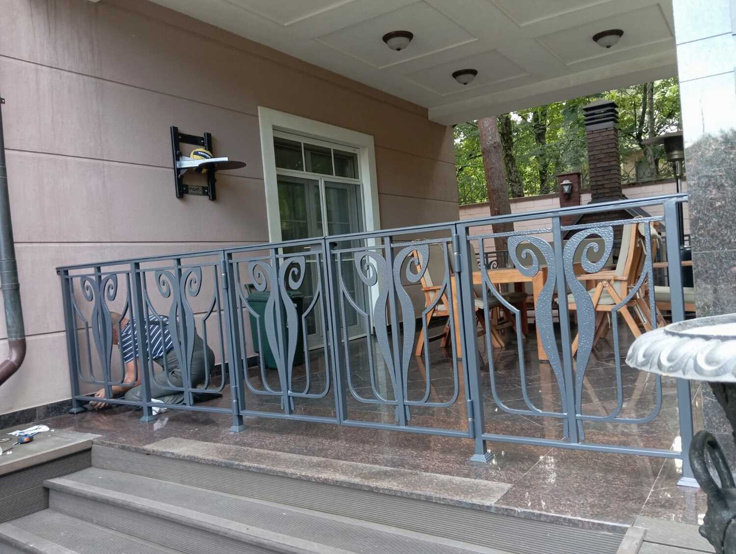 перила на террасе